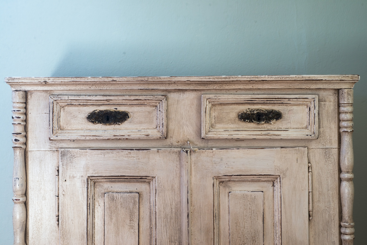Detalle del servicio Restauración y Pátina de Muebles en Jerez de la Frontera